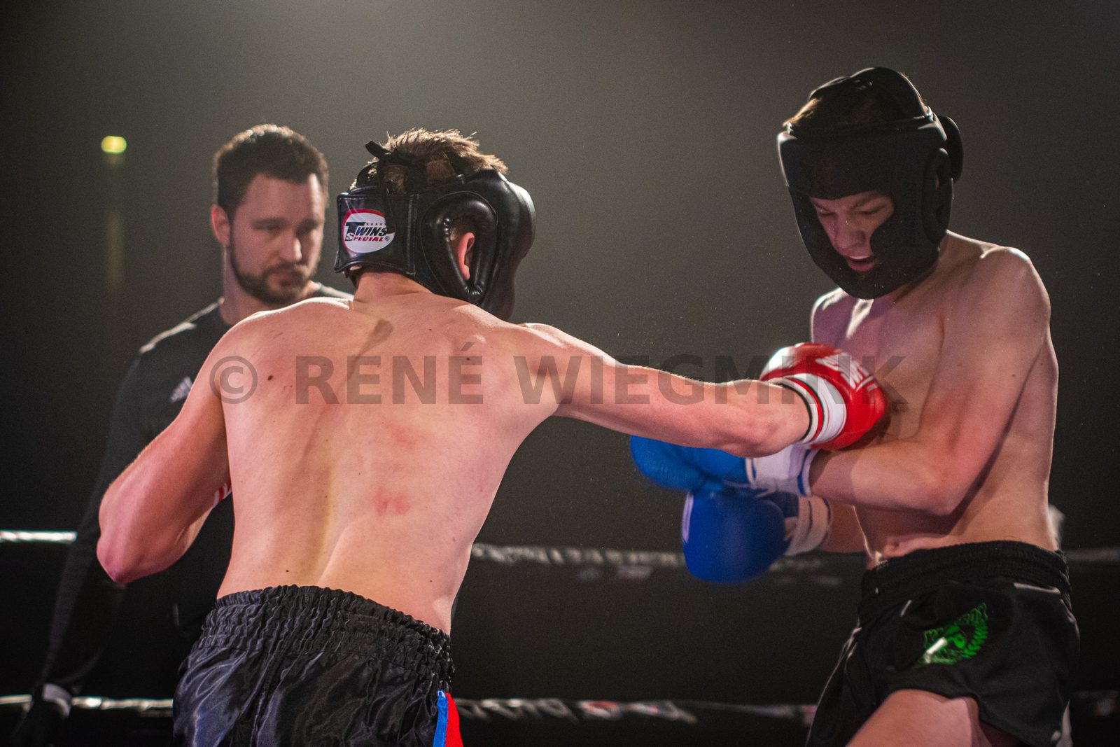 In Rabotheater De Meenthe vond de 10e editie van het vechtsportgala Battle Under The Tower plaats.