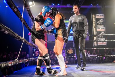 In Rabotheater De Meenthe vond de 10e editie van het vechtsportgala Battle Under The Tower plaats.