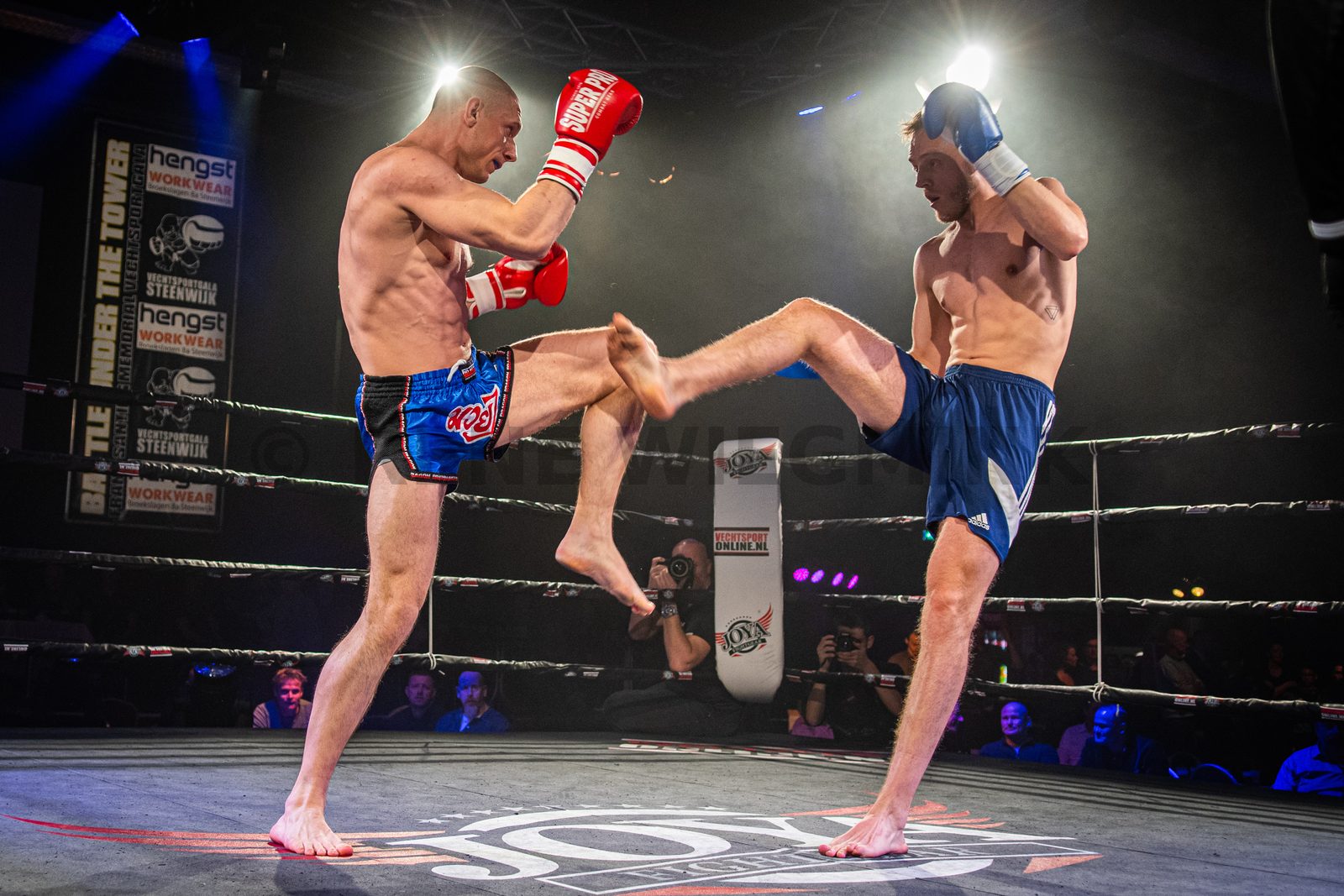 In Rabotheater De Meenthe vond de 10e editie van het vechtsportgala Battle Under The Tower plaats.