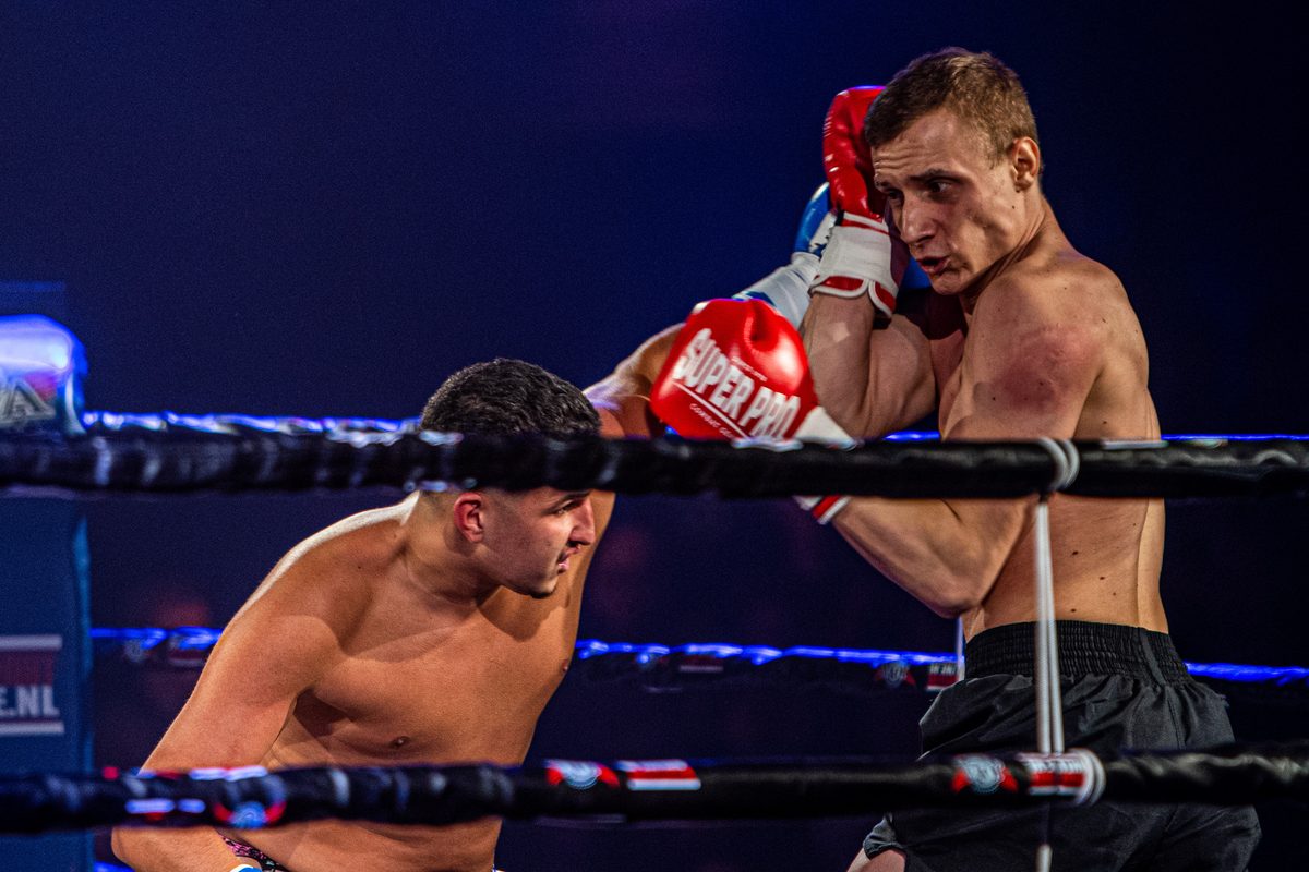 In Rabotheater De Meenthe vond de 10e editie van het vechtsportgala Battle Under The Tower plaats.