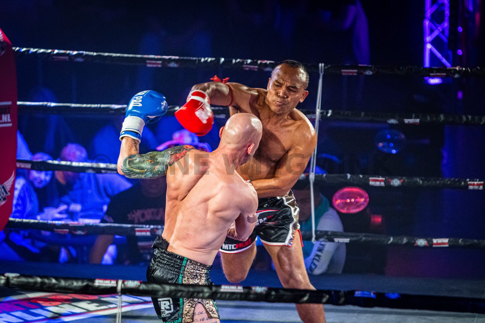 In Rabotheater De Meenthe vond de 10e editie van het vechtsportgala Battle Under The Tower plaats.