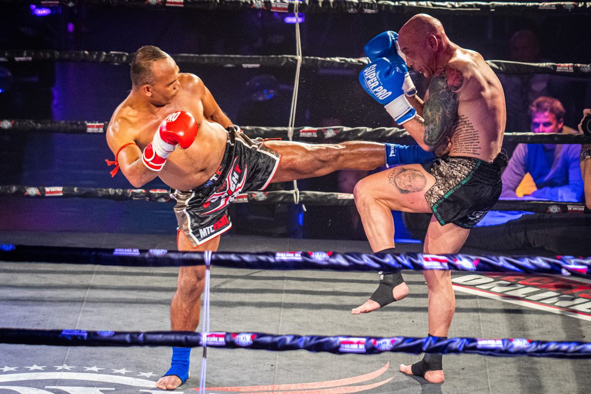 In Rabotheater De Meenthe vond de 10e editie van het vechtsportgala Battle Under The Tower plaats.
