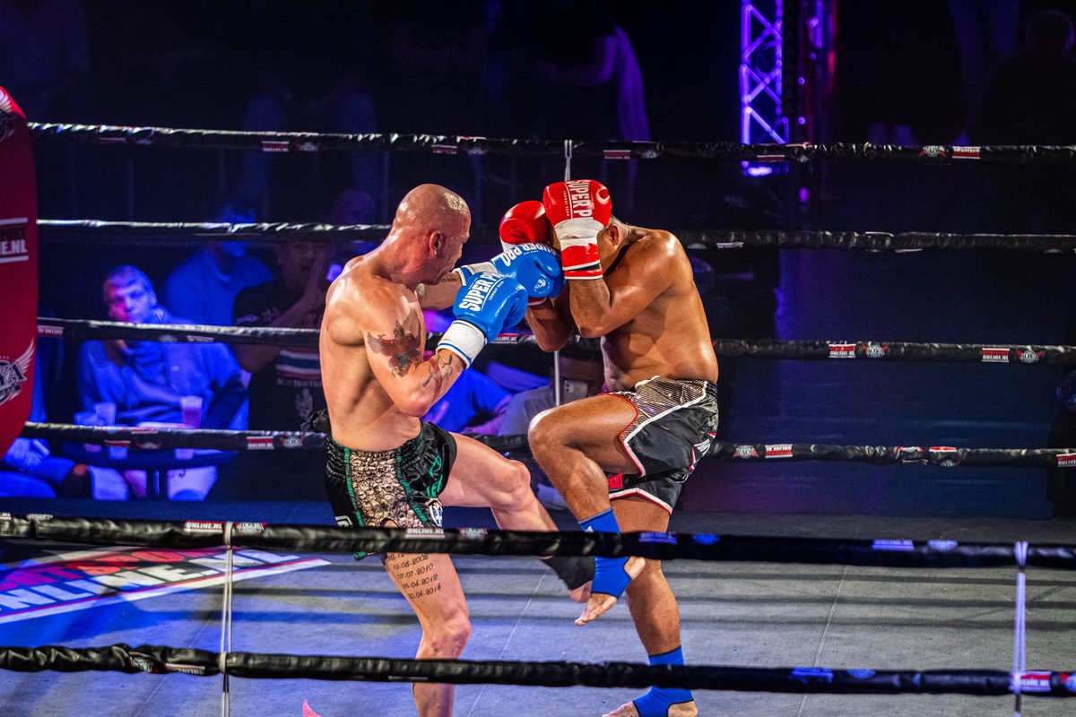 In Rabotheater De Meenthe vond de 10e editie van het vechtsportgala Battle Under The Tower plaats.