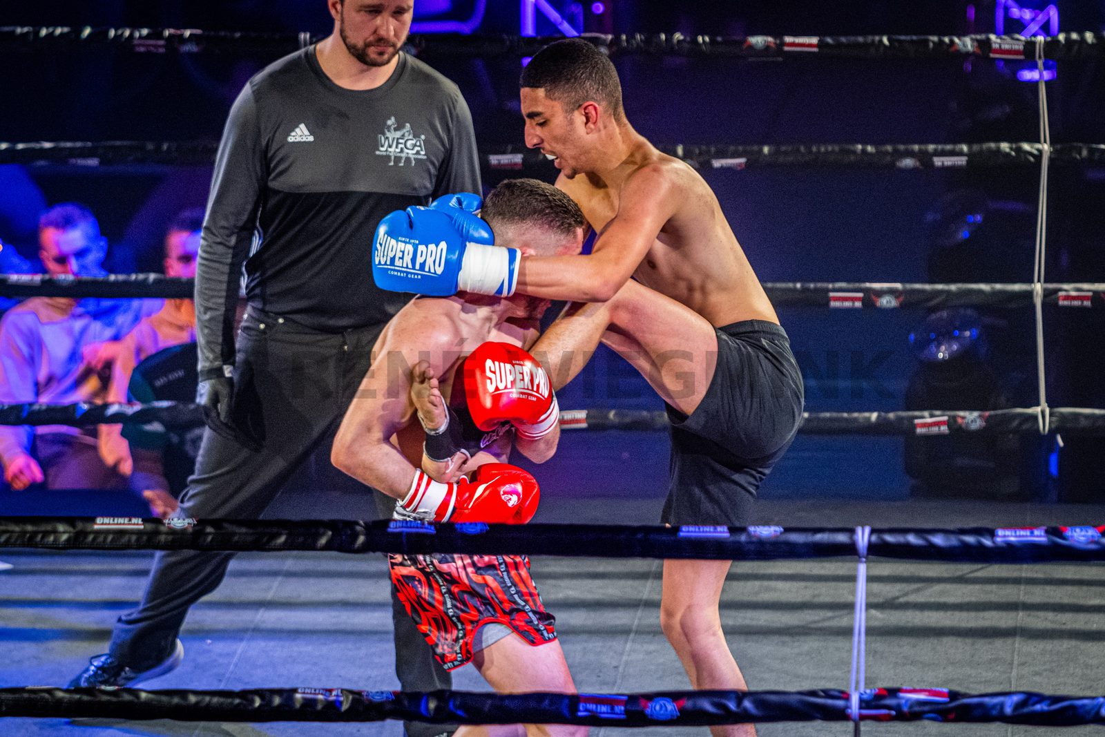 In Rabotheater De Meenthe vond de 10e editie van het vechtsportgala Battle Under The Tower plaats.