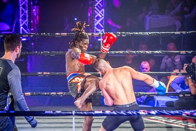 In Rabotheater De Meenthe vond de 10e editie van het vechtsportgala Battle Under The Tower plaats.