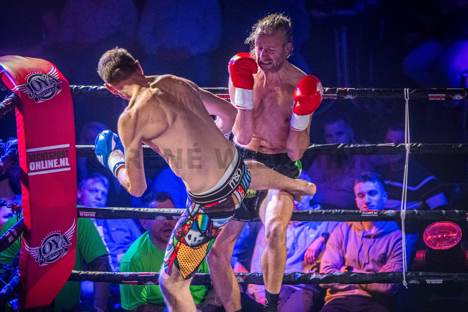 In Rabotheater De Meenthe vond de 10e editie van het vechtsportgala Battle Under The Tower plaats.