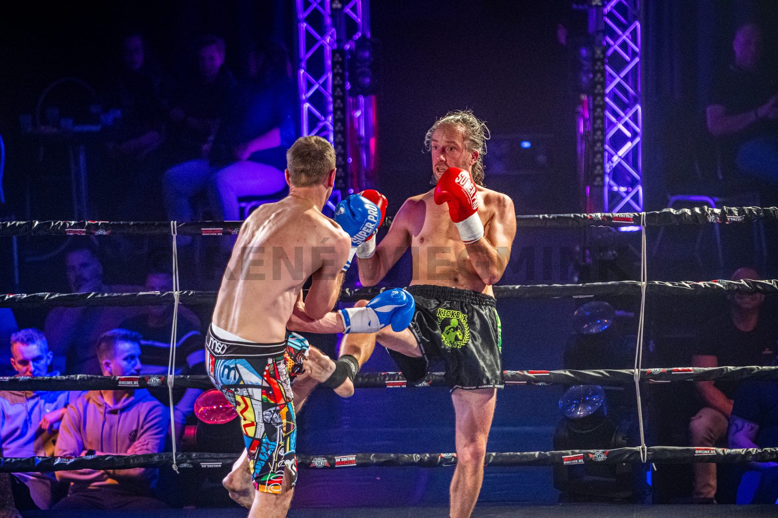 In Rabotheater De Meenthe vond de 10e editie van het vechtsportgala Battle Under The Tower plaats.