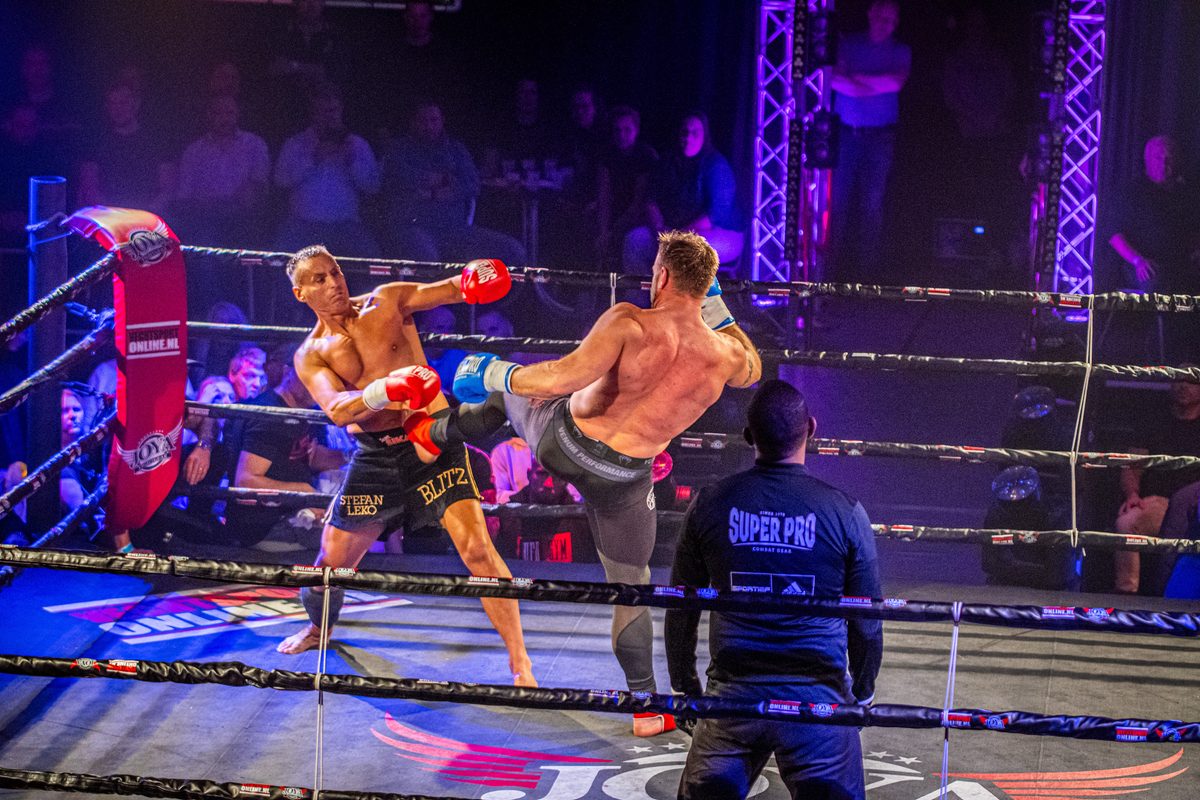 In Rabotheater De Meenthe vond de 10e editie van het vechtsportgala Battle Under The Tower plaats.