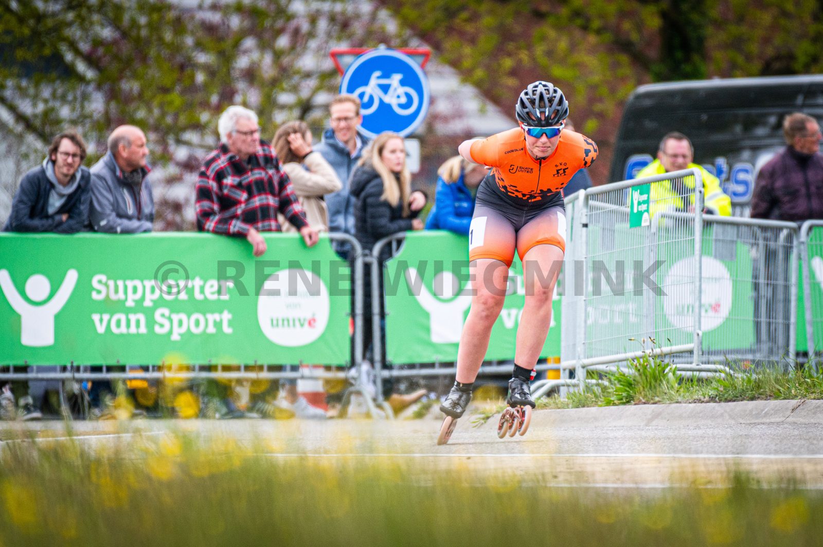 In Steenwijk is met 'de Klim van Steenwijk' het startschot gegeven voor de nationale skeelercompetitie. Bij de mannen was Bart Swings de winner, Marijke Groenewoud was dat bij de dames.