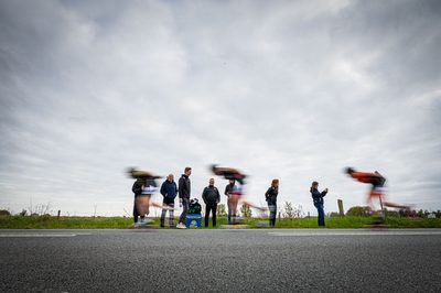In Steenwijk is met 'de Klim van Steenwijk' het startschot gegeven voor de nationale skeelercompetitie. Bij de mannen was Bart Swings de winner, Marijke Groenewoud was dat bij de dames.