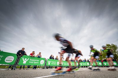 In Steenwijk is met 'de Klim van Steenwijk' het startschot gegeven voor de nationale skeelercompetitie. Bij de mannen was Bart Swings de winner, Marijke Groenewoud was dat bij de dames.