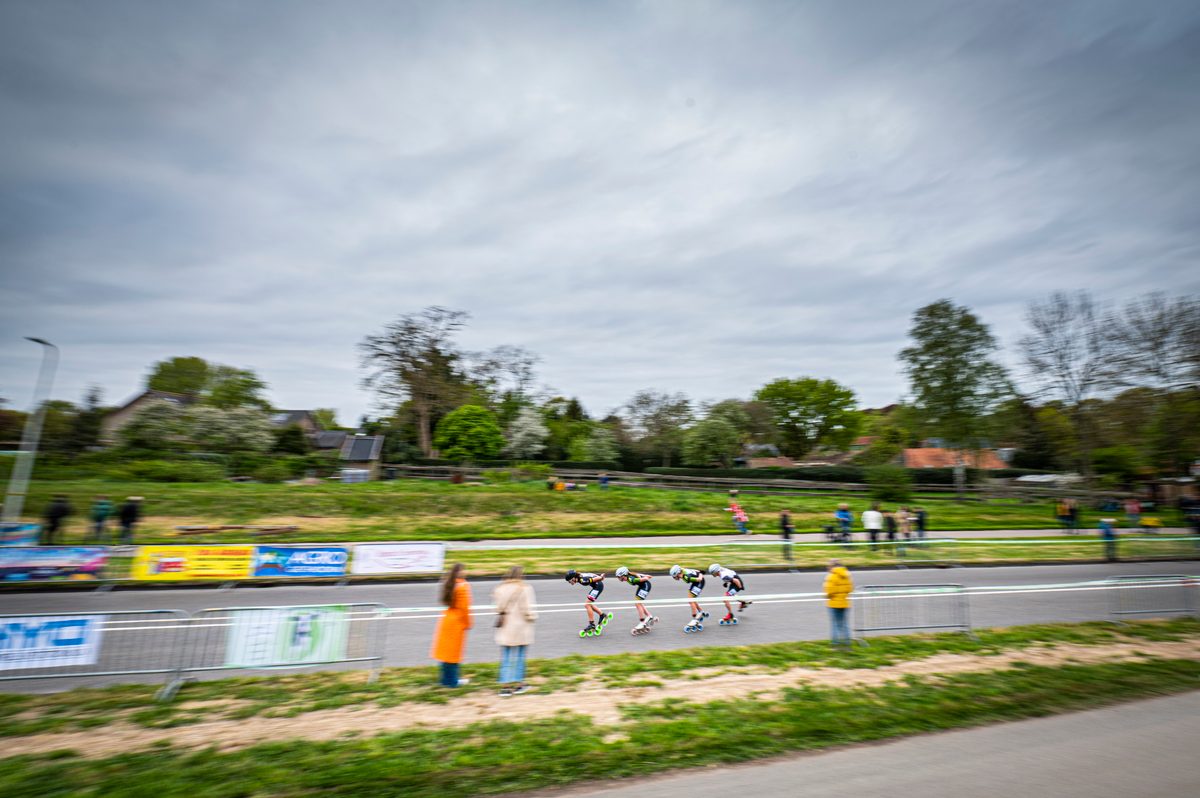 In Steenwijk is met 'de Klim van Steenwijk' het startschot gegeven voor de nationale skeelercompetitie. Bij de mannen was Bart Swings de winner, Marijke Groenewoud was dat bij de dames.