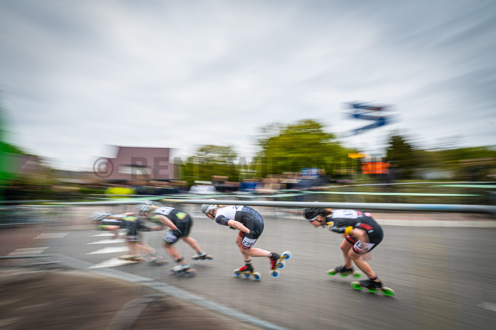 In Steenwijk is met 'de Klim van Steenwijk' het startschot gegeven voor de nationale skeelercompetitie. Bij de mannen was Bart Swings de winner, Marijke Groenewoud was dat bij de dames.