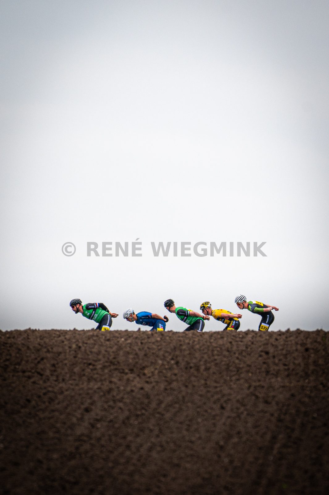 In Steenwijk is met 'de Klim van Steenwijk' het startschot gegeven voor de nationale skeelercompetitie. Bij de mannen was Bart Swings de winner, Marijke Groenewoud was dat bij de dames.