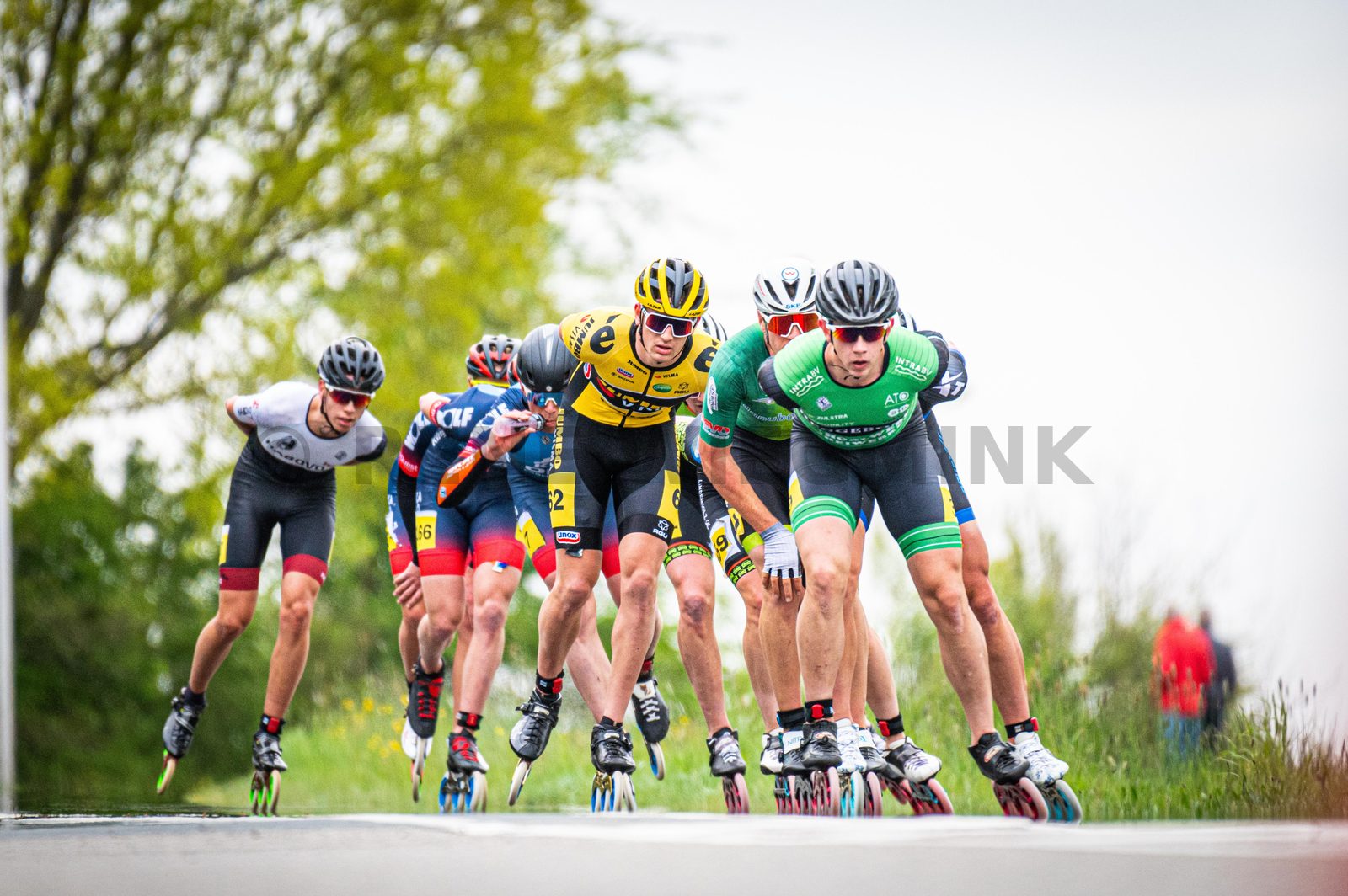 In Steenwijk is met 'de Klim van Steenwijk' het startschot gegeven voor de nationale skeelercompetitie. Bij de mannen was Bart Swings de winner, Marijke Groenewoud was dat bij de dames.
