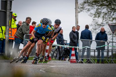 In Steenwijk is met 'de Klim van Steenwijk' het startschot gegeven voor de nationale skeelercompetitie. Bij de mannen was Bart Swings de winner, Marijke Groenewoud was dat bij de dames.