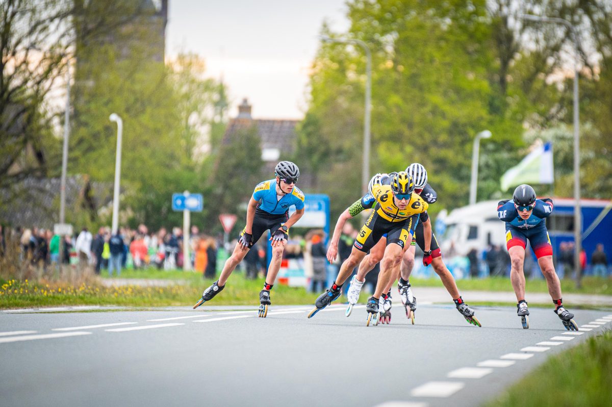 In Steenwijk is met 'de Klim van Steenwijk' het startschot gegeven voor de nationale skeelercompetitie. Bij de mannen was Bart Swings de winner, Marijke Groenewoud was dat bij de dames.