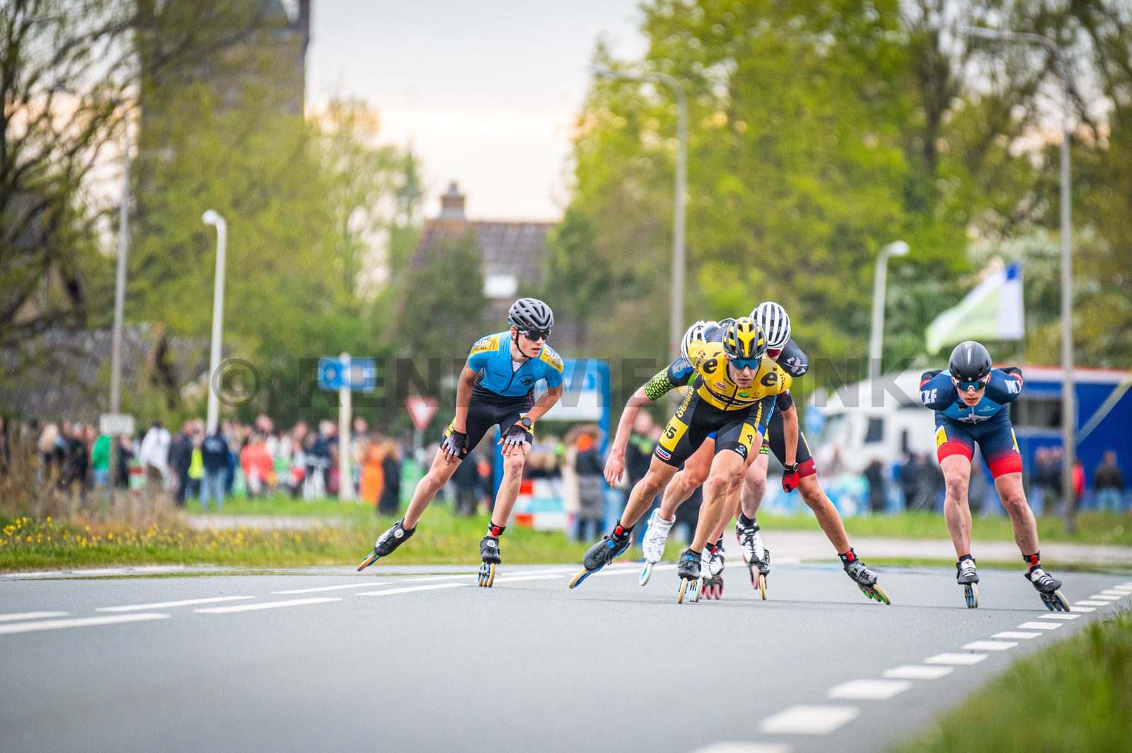 In Steenwijk is met 'de Klim van Steenwijk' het startschot gegeven voor de nationale skeelercompetitie. Bij de mannen was Bart Swings de winner, Marijke Groenewoud was dat bij de dames.