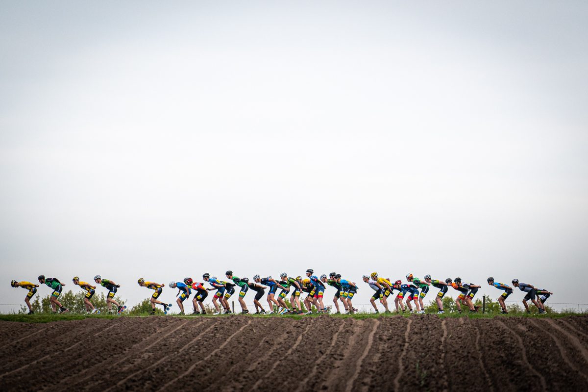 In Steenwijk is met 'de Klim van Steenwijk' het startschot gegeven voor de nationale skeelercompetitie. Bij de mannen was Bart Swings de winner, Marijke Groenewoud was dat bij de dames.