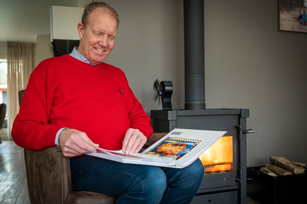Voor Roelof Wolters is gezondheid het allergrootste goed. Dat besef is bij de 53-jarige verzekeringsadviseur in Tuk stevig verankerd, zeker nadat hij tot twee keer toe een ‘nieuwe’ nier heeft gekregen. Deze voor de mens onontbeerlijke organen, die eerst zijn echtgenote en 6 jaar later een goede vriend uit Steenwijkerland hem schonken, betekenden voor Roelof Wolters ‘een nieuw leven’.