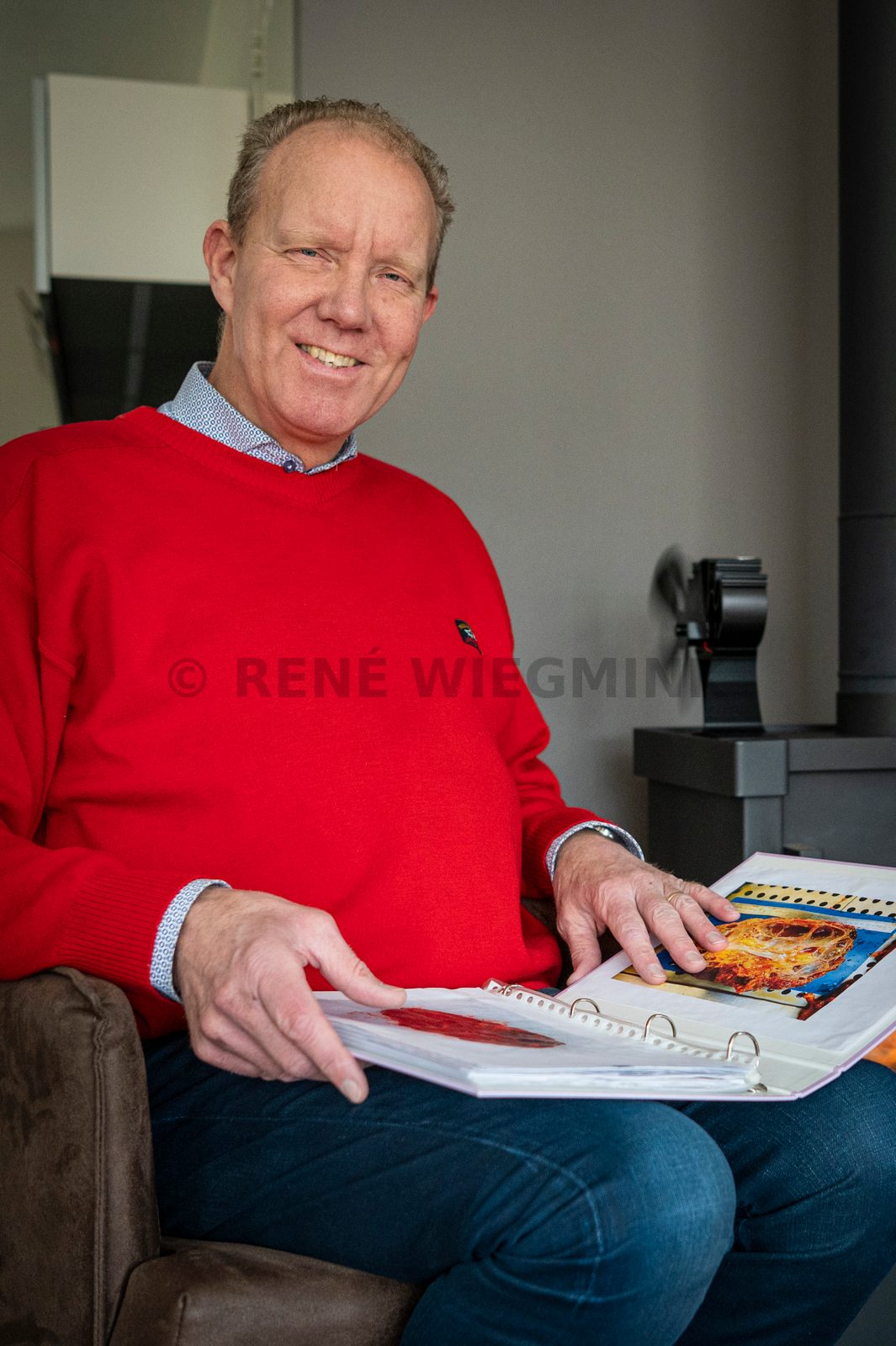 Voor Roelof Wolters is gezondheid het allergrootste goed. Dat besef is bij de 53-jarige verzekeringsadviseur in Tuk stevig verankerd, zeker nadat hij tot twee keer toe een ‘nieuwe’ nier heeft gekregen. Deze voor de mens onontbeerlijke organen, die eerst zijn echtgenote en 6 jaar later een goede vriend uit Steenwijkerland hem schonken, betekenden voor Roelof Wolters ‘een nieuw leven’.