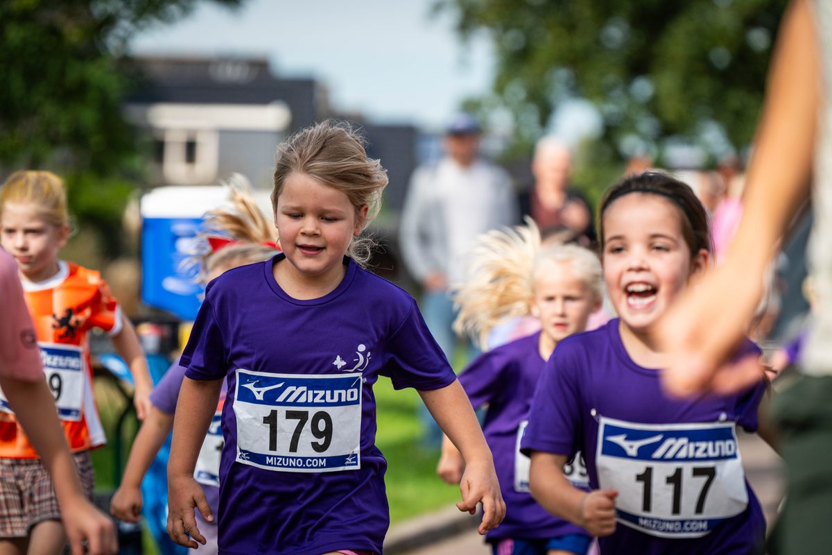Deelnemers van de Rondje Lindewijk 2026.