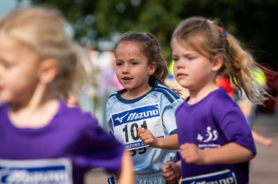 Deelnemers van de Rondje Lindewijk 2026.