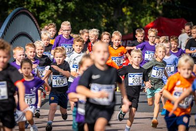 Deelnemers van de Rondje Lindewijk 2026.