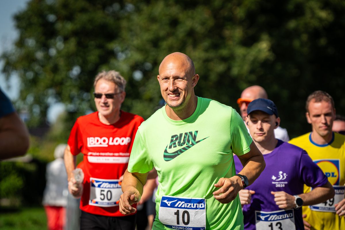 Deelnemers van de Rondje Lindewijk 2026.