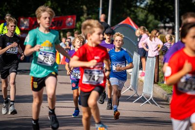 Deelnemers van de Rondje Lindewijk 2026.