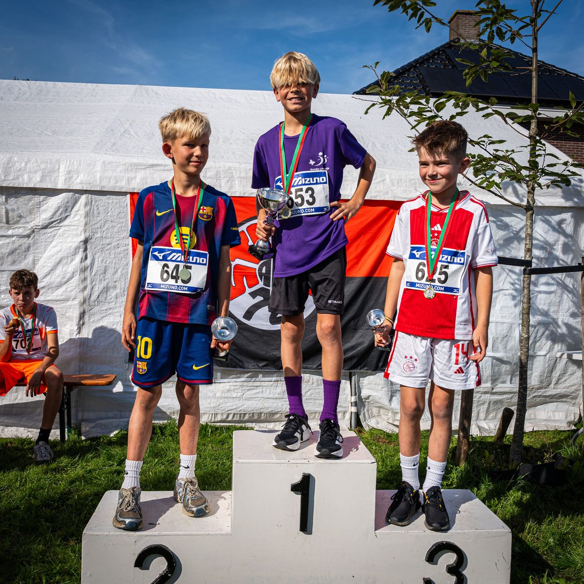 Deelnemers van de Rondje Lindewijk 2026.