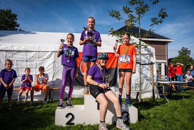 Deelnemers van de Rondje Lindewijk 2026.
