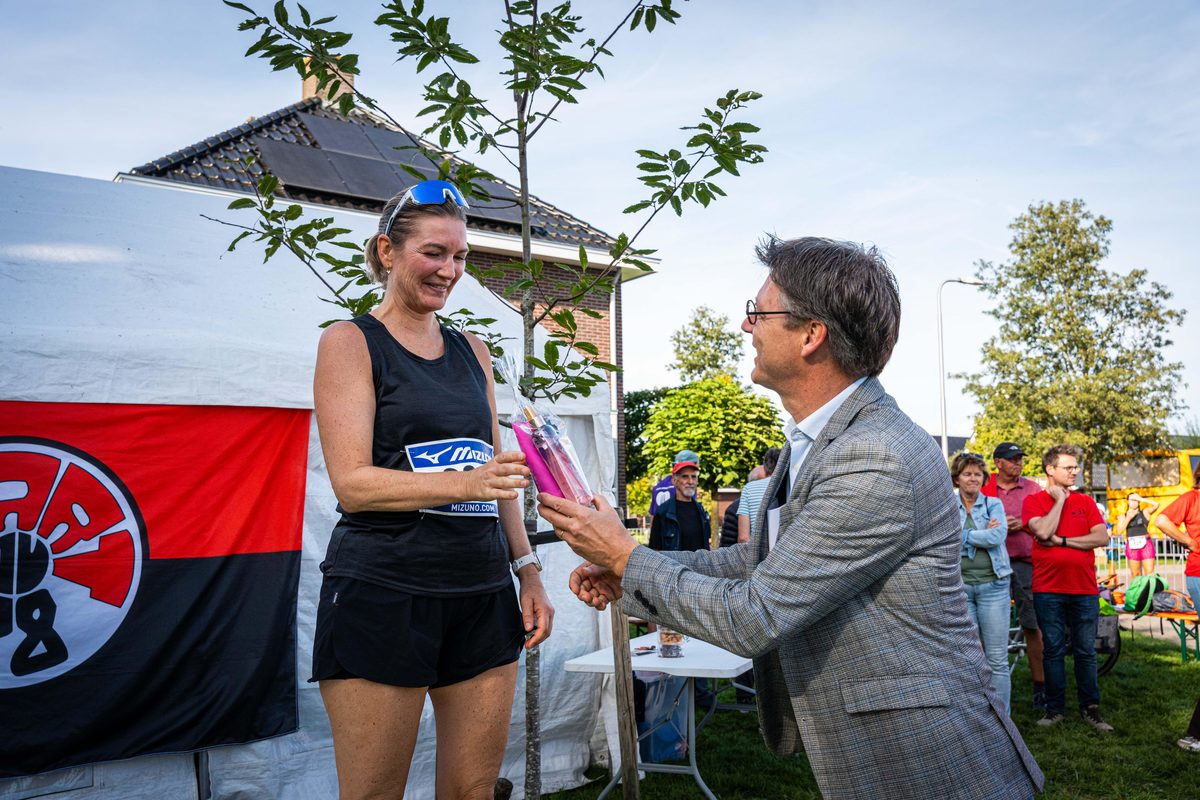 Deelnemers van de Rondje Lindewijk 2026.
